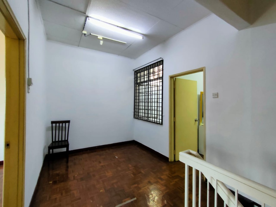 Bandar Sri Damansara SD12 Double-Storey Terreced - photo 8