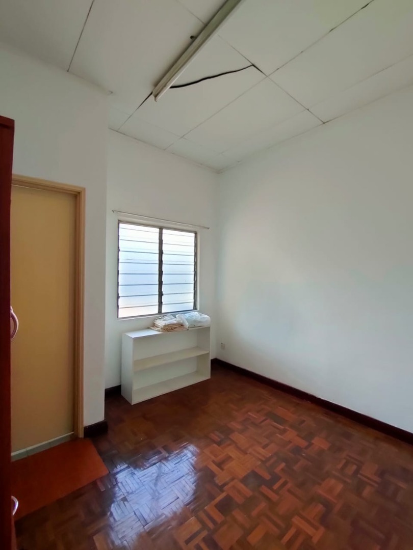 Bandar Sri Damansara SD12 Double-Storey Terreced - photo 10