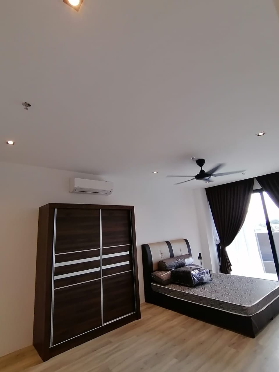 Lumi Tropicana at Tropicana 2 Balcony Unit - photo 5