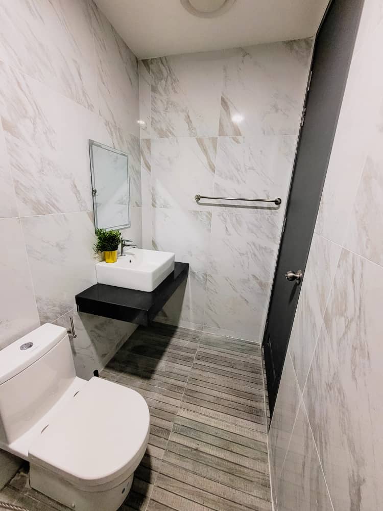 Emporis Studio with Balcony Fully Furnished - photo 4