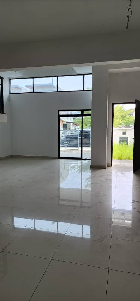 Klang, TTDI Grove 3 story For Sale by Edmond - photo 8