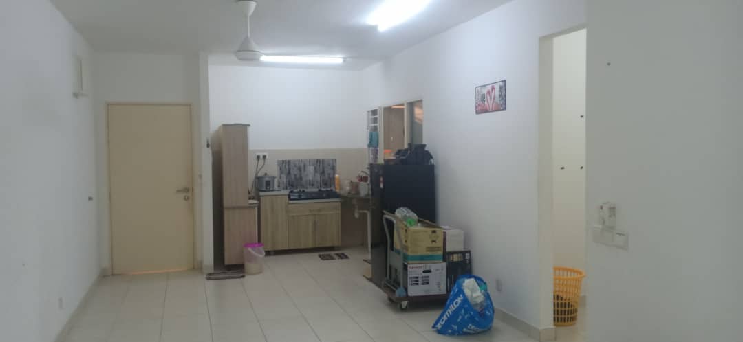 De Bayu ,Setia alam Condo For Sale by Edmond - photo 2