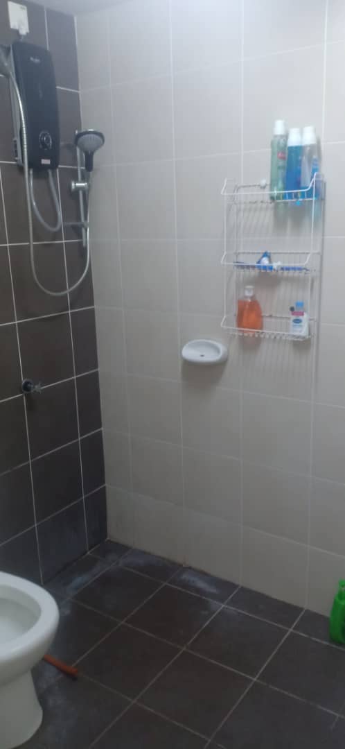 De Bayu ,Setia alam Condo For Sale by Edmond - photo 7