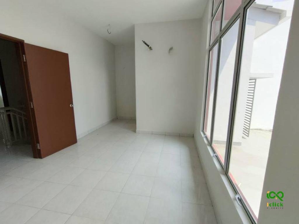 2 Storey Maple Hillpark Puncak Alam by Michael - photo 3