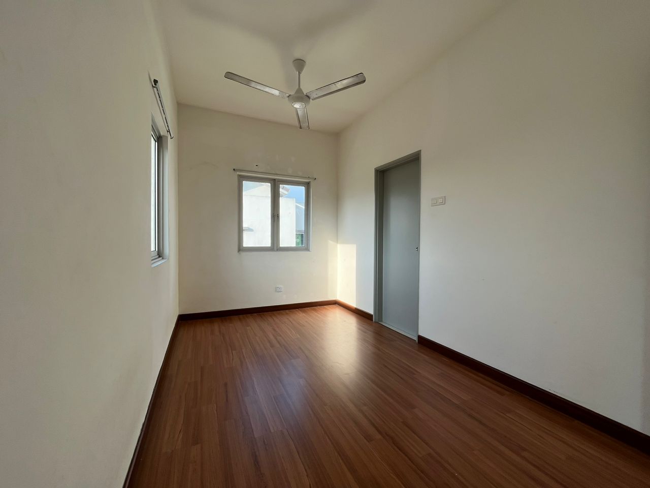 Corner Lot Ceri Hillpark by Michael - photo 6