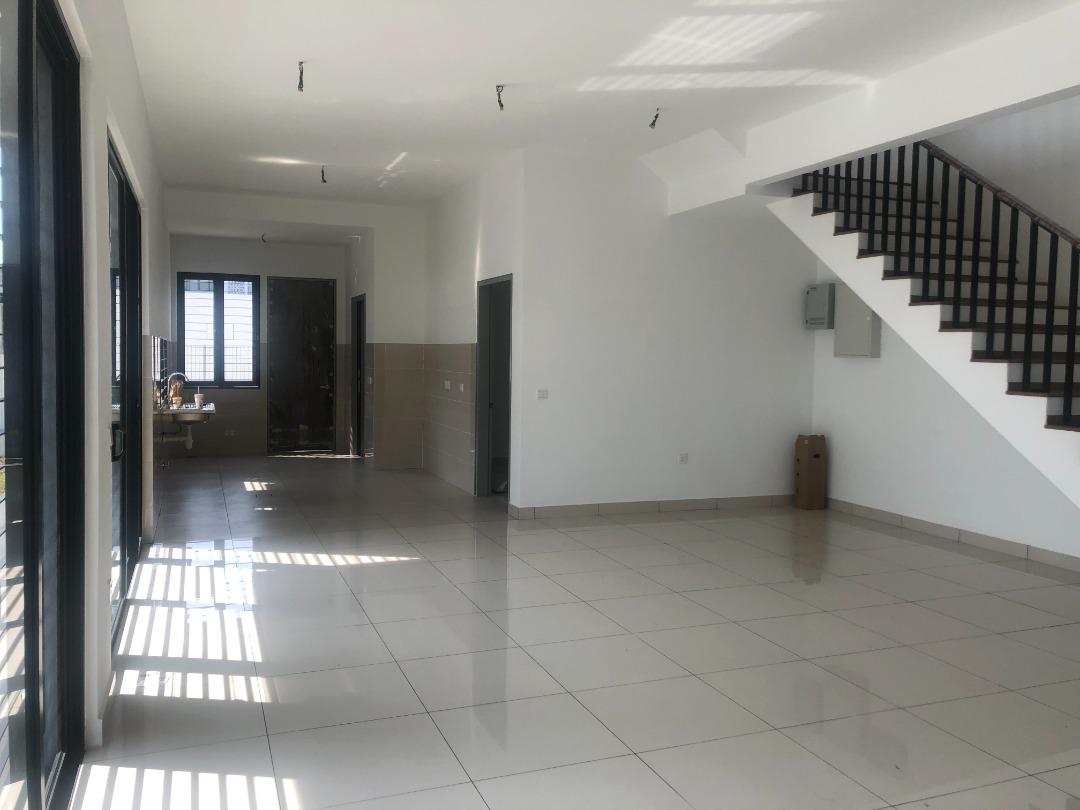 End Lot 2 Storey 4 Bedrooms Elmina green 1 by Matt - photo 3