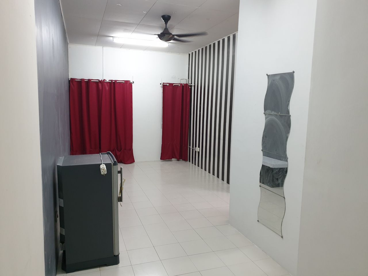 Reno 2 Sty House Saujana Utama 3 by Matt - photo 2