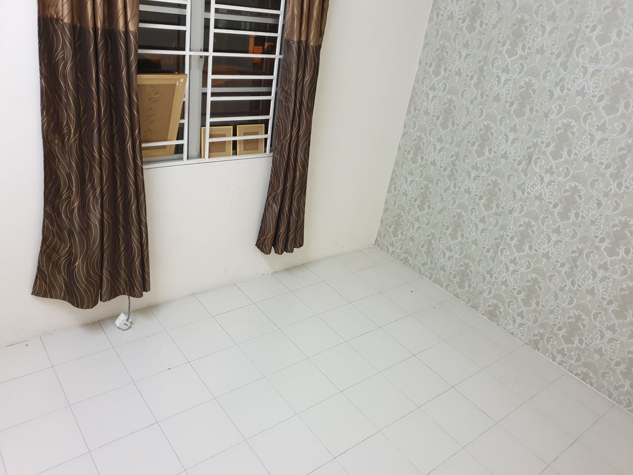 Reno 2 Sty House Saujana Utama 3 by Matt - photo 9