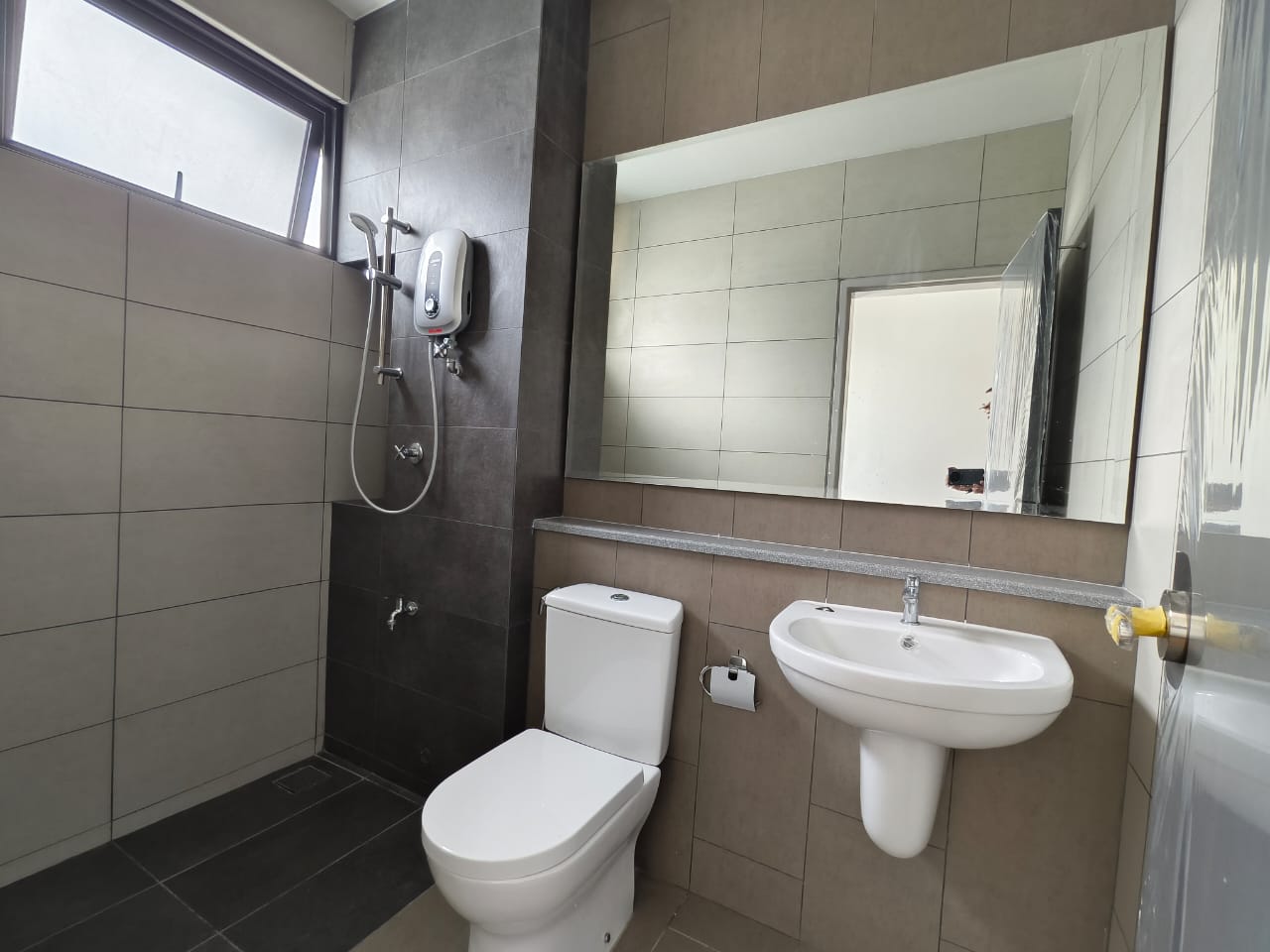Brand New 2 Storey Elmina green 5 by Matt - photo 11