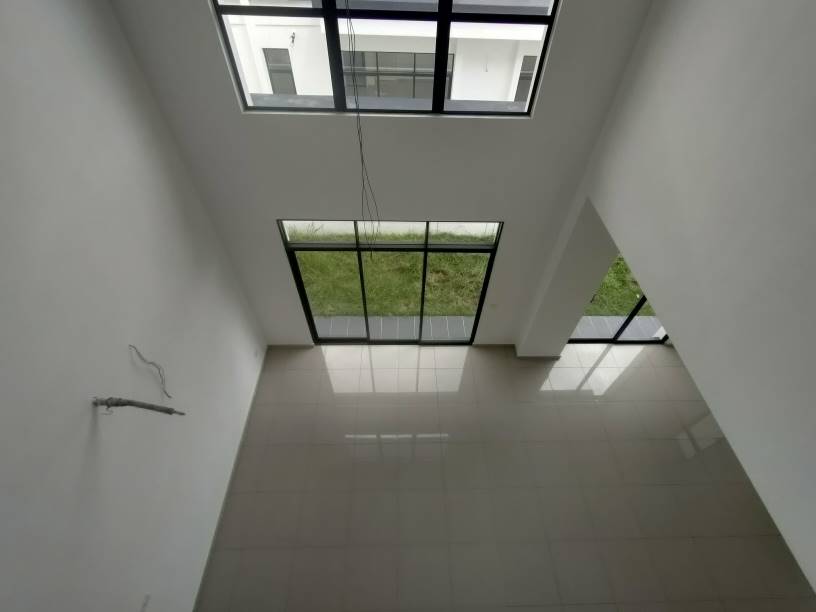 2 Sty Semi-D Eco Grandeur Norton Garden by Kevin - photo 8