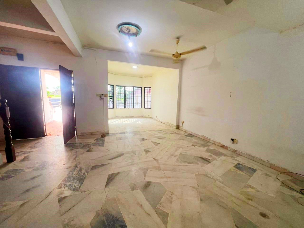RENO 2 sty house Saujana Utama BY MATT - photo 3