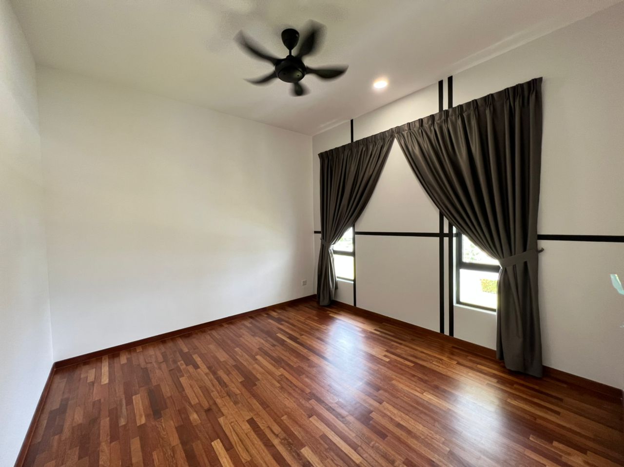 Corner Norton Eco Grandeur Bungalow by Benson - photo 7