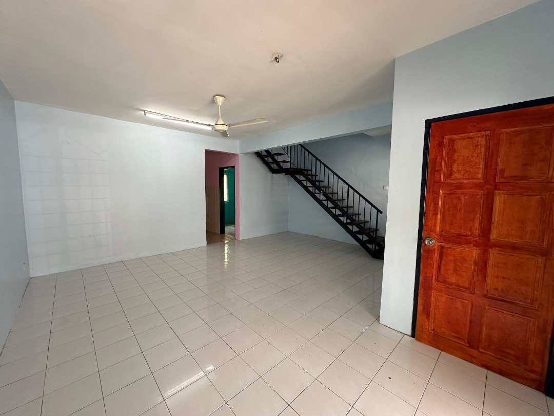 2 Sty House SBCR Fasa 3 Saujana Utama 2 by Matt - photo 3