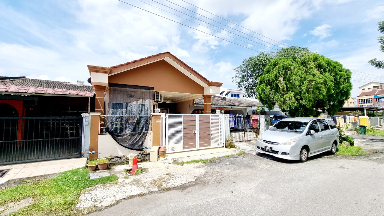 1 Storey Terrace House Taman Zamrud, Kajang