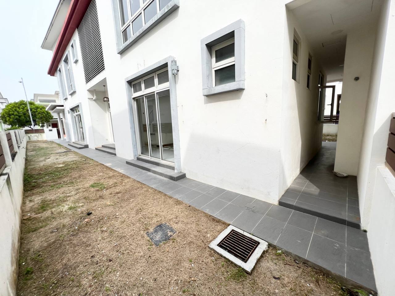 Bungalow Casa Idaman Setia Alam - photo 4