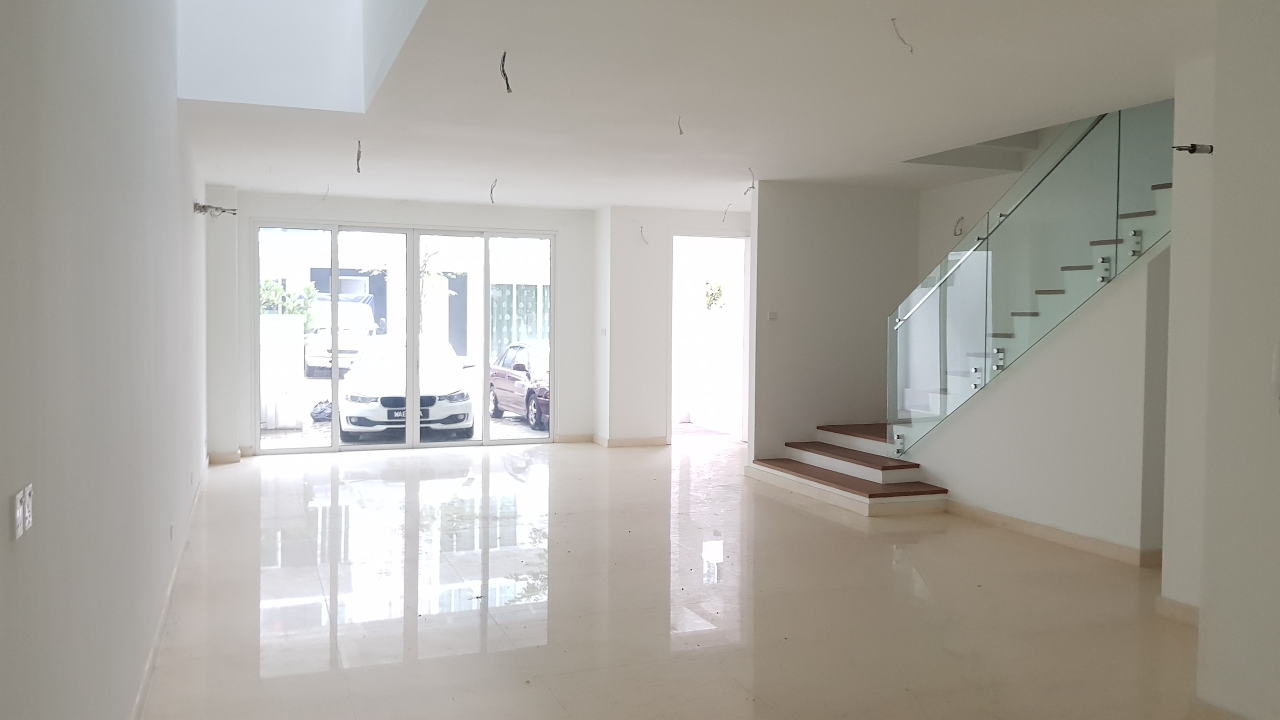 Scenaria Condo 3 storey - photo 3