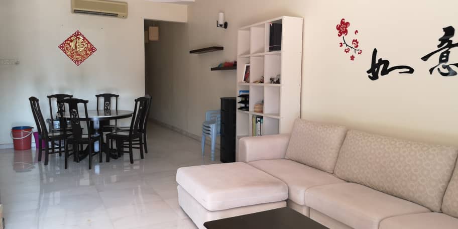 Equine Town House, Seri Kembangan - photo 2