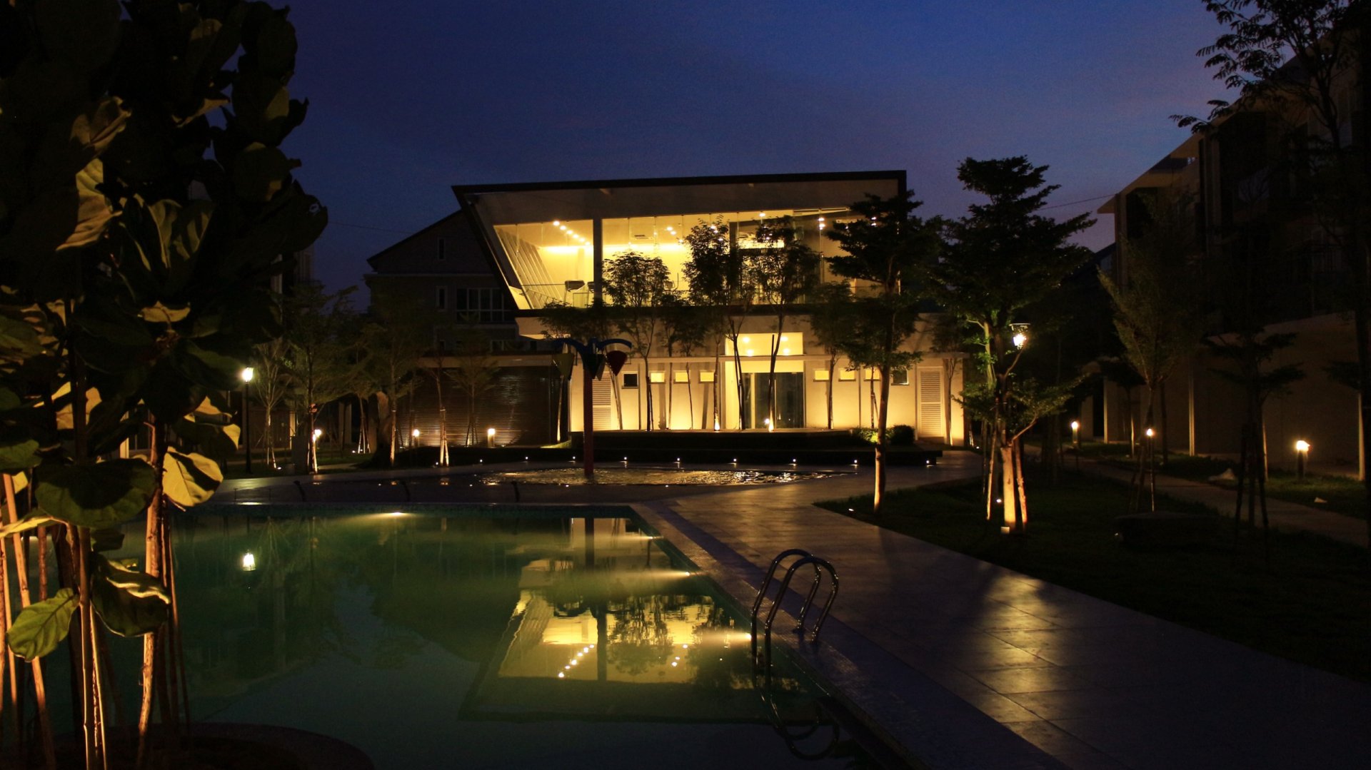 Orange Villa - photo 1