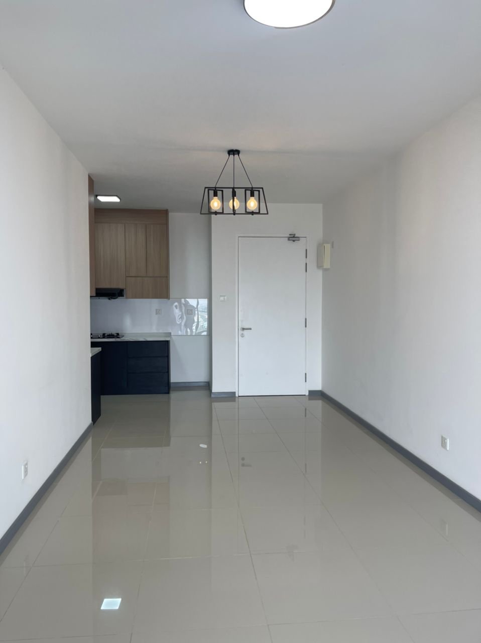 United Point Residence - Tower A | Condominium - photo 4