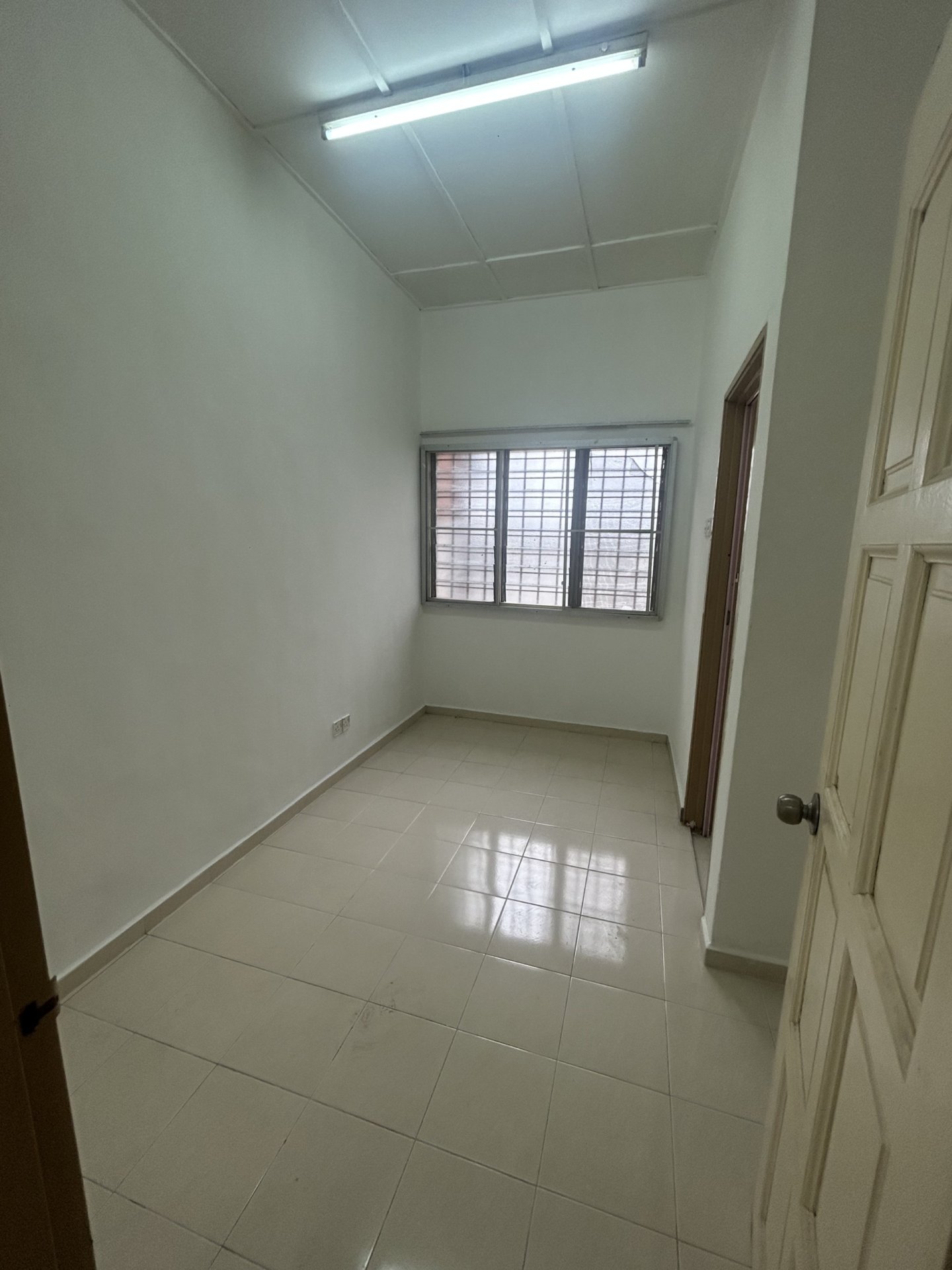 Jalan Desa Serdang - photo 3