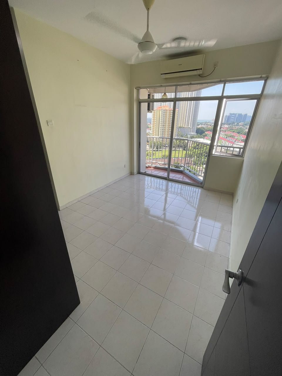 Mutiara Place - Block 10 - photo 3