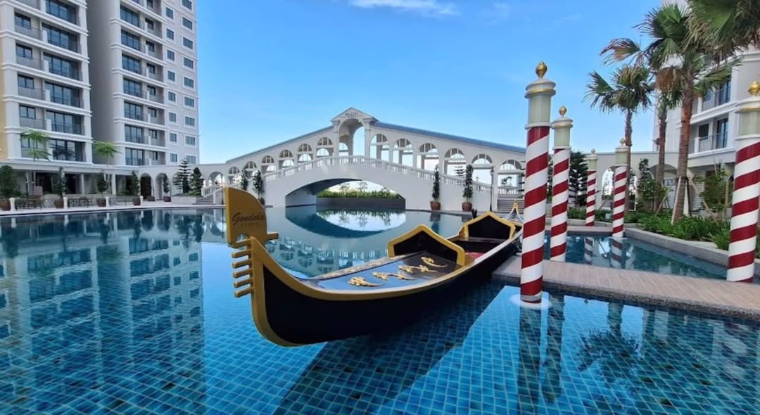 Ideal Venice Residency - photo 1