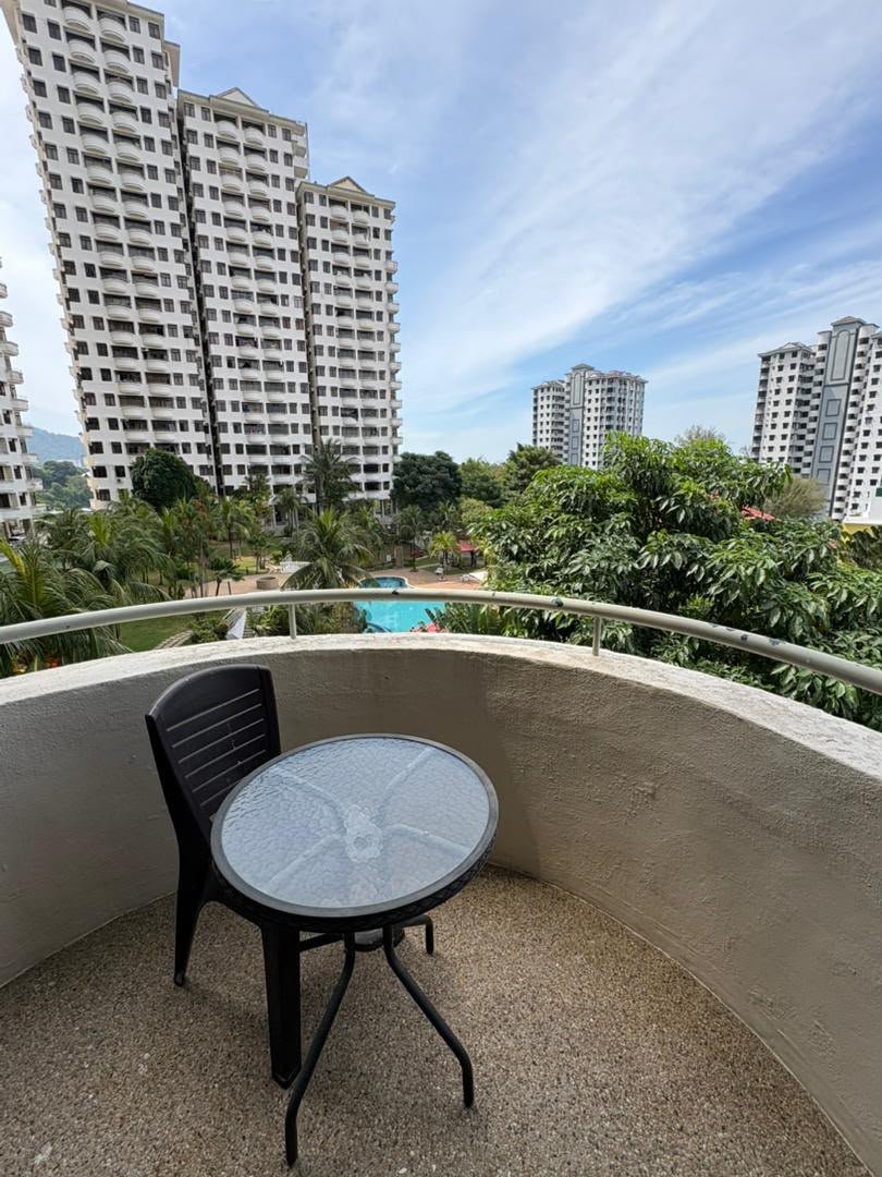 Eden Seaview Condominium - photo 4