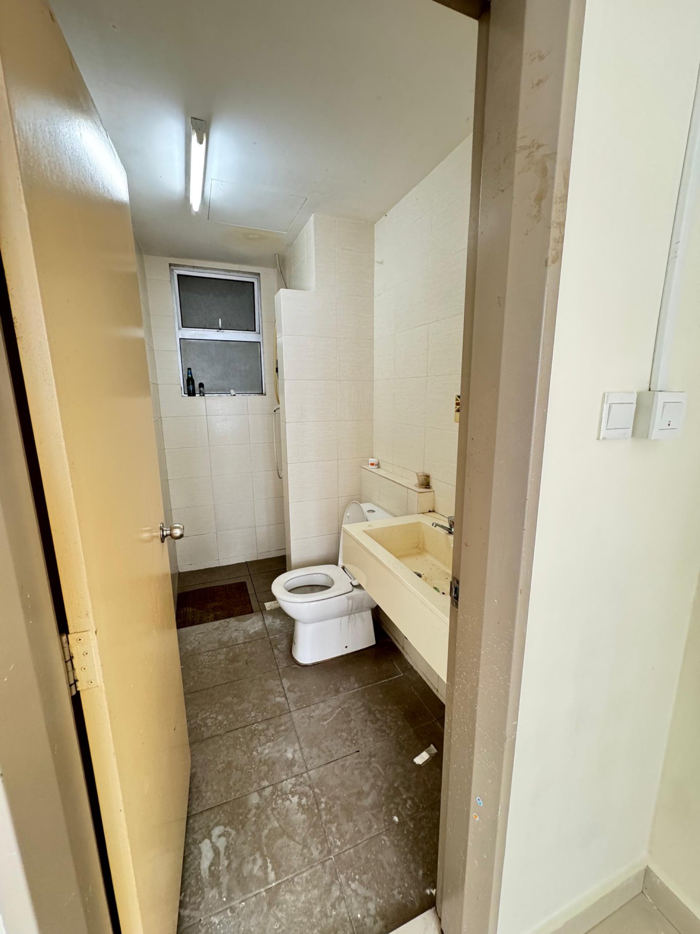 PV21 Condominium - photo 6