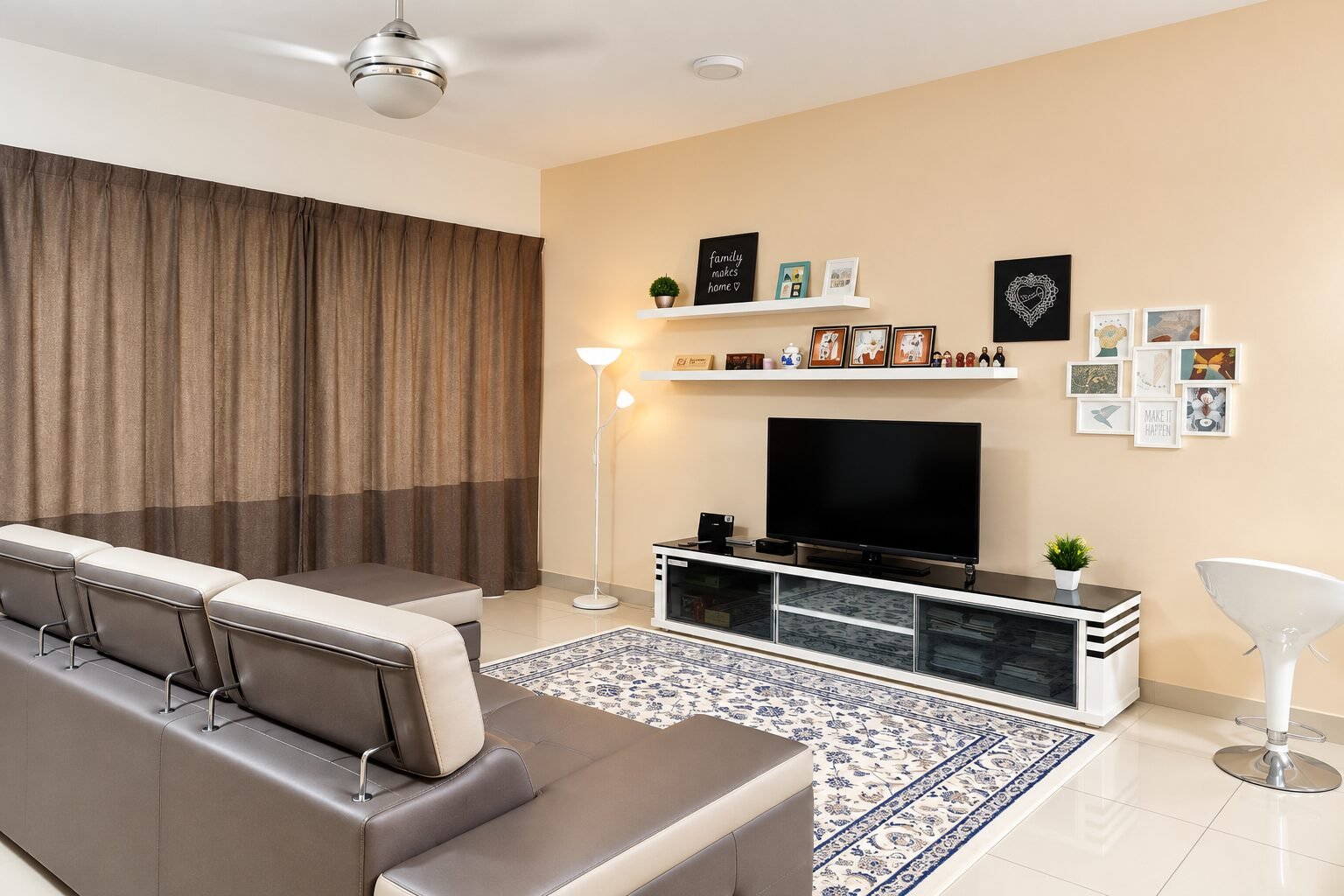 Lakeville Residence