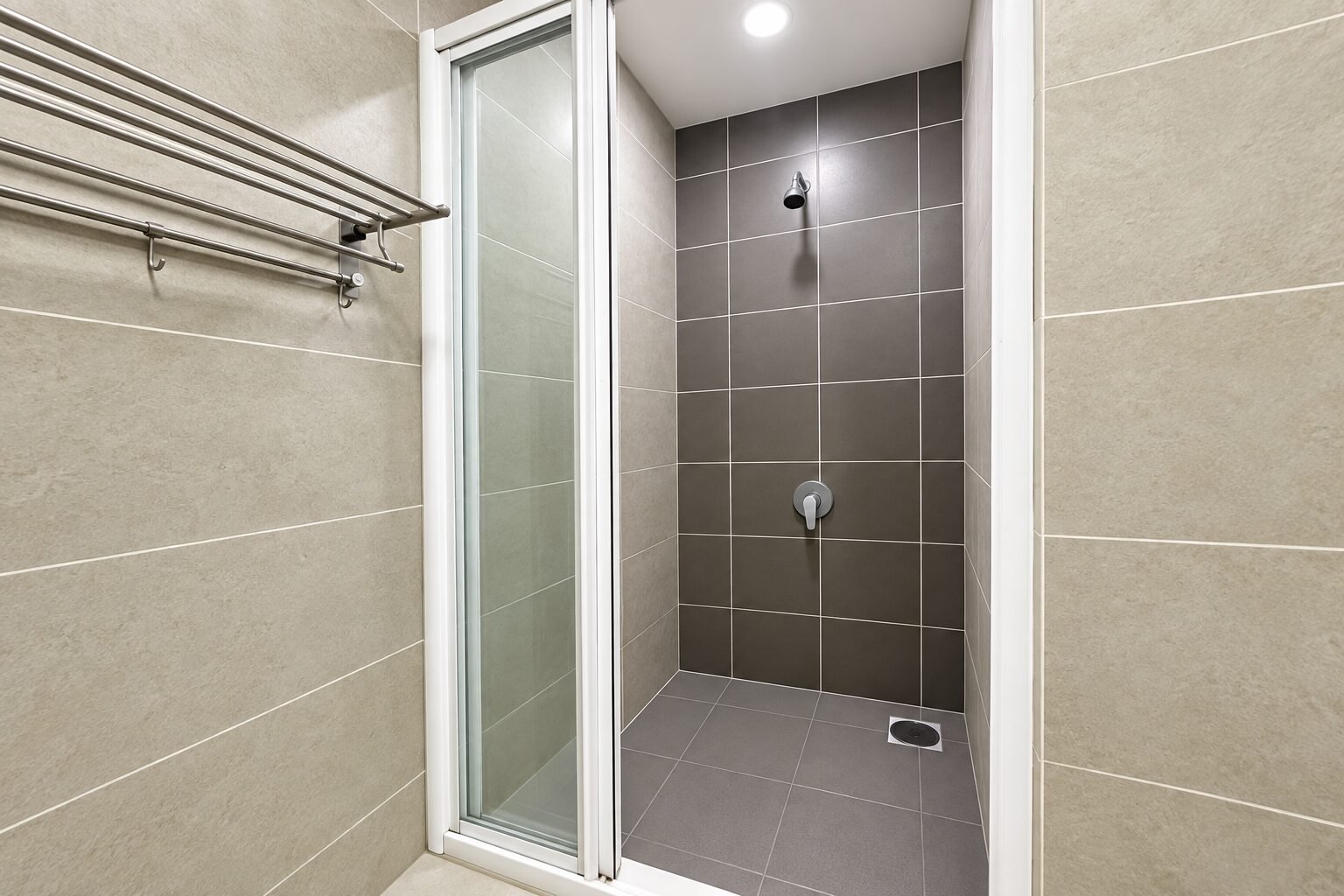 Lakeville Residence - photo 3