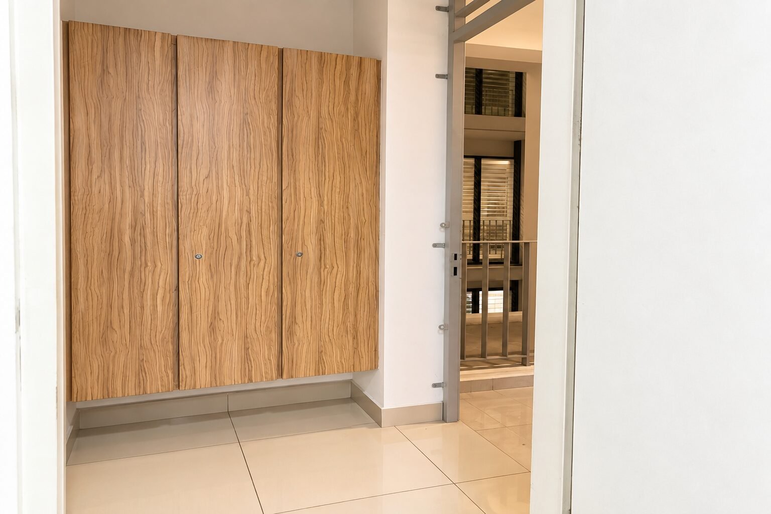 Lakeville Residence - photo 6