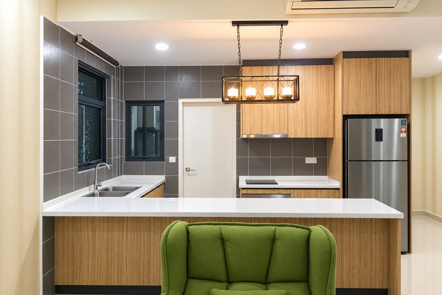 Lakeville Residence - photo 5