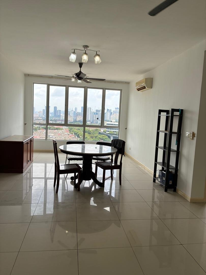 Menjalara 18 Residences