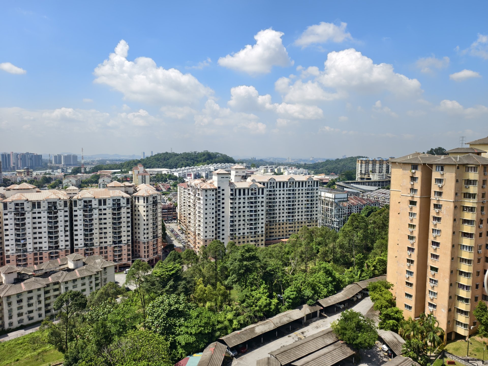 Aman Puri Apartment