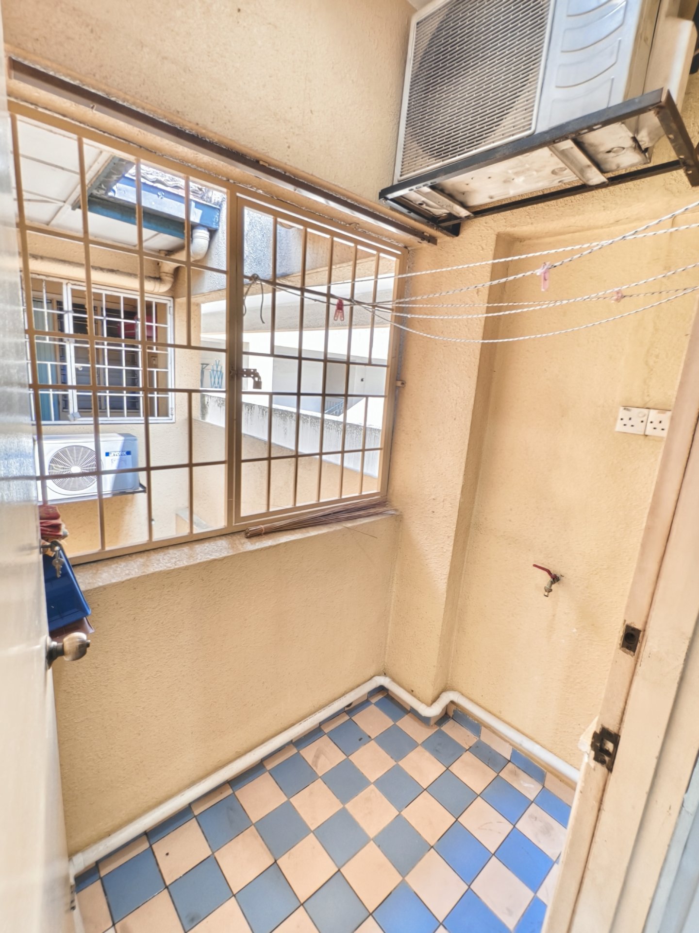 Aman Puri Apartment - photo 7