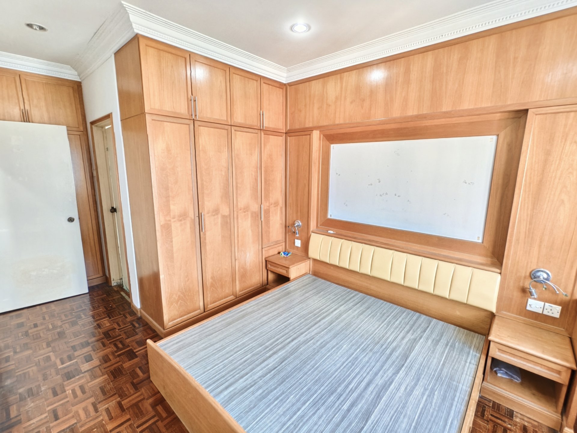 Aman Puri Apartment - photo 9