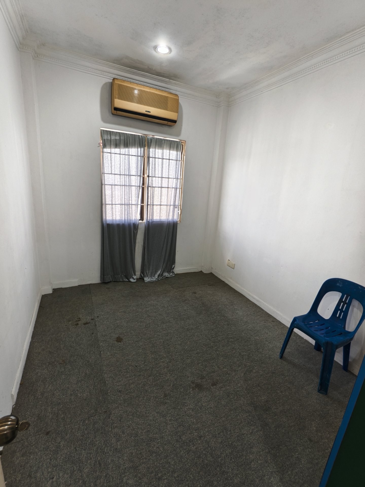 Aman Puri Apartment - photo 12