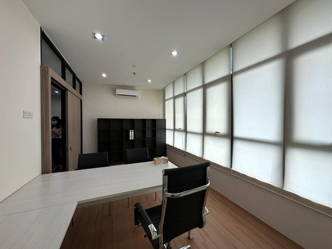 Tropicana Avenue - photo 4