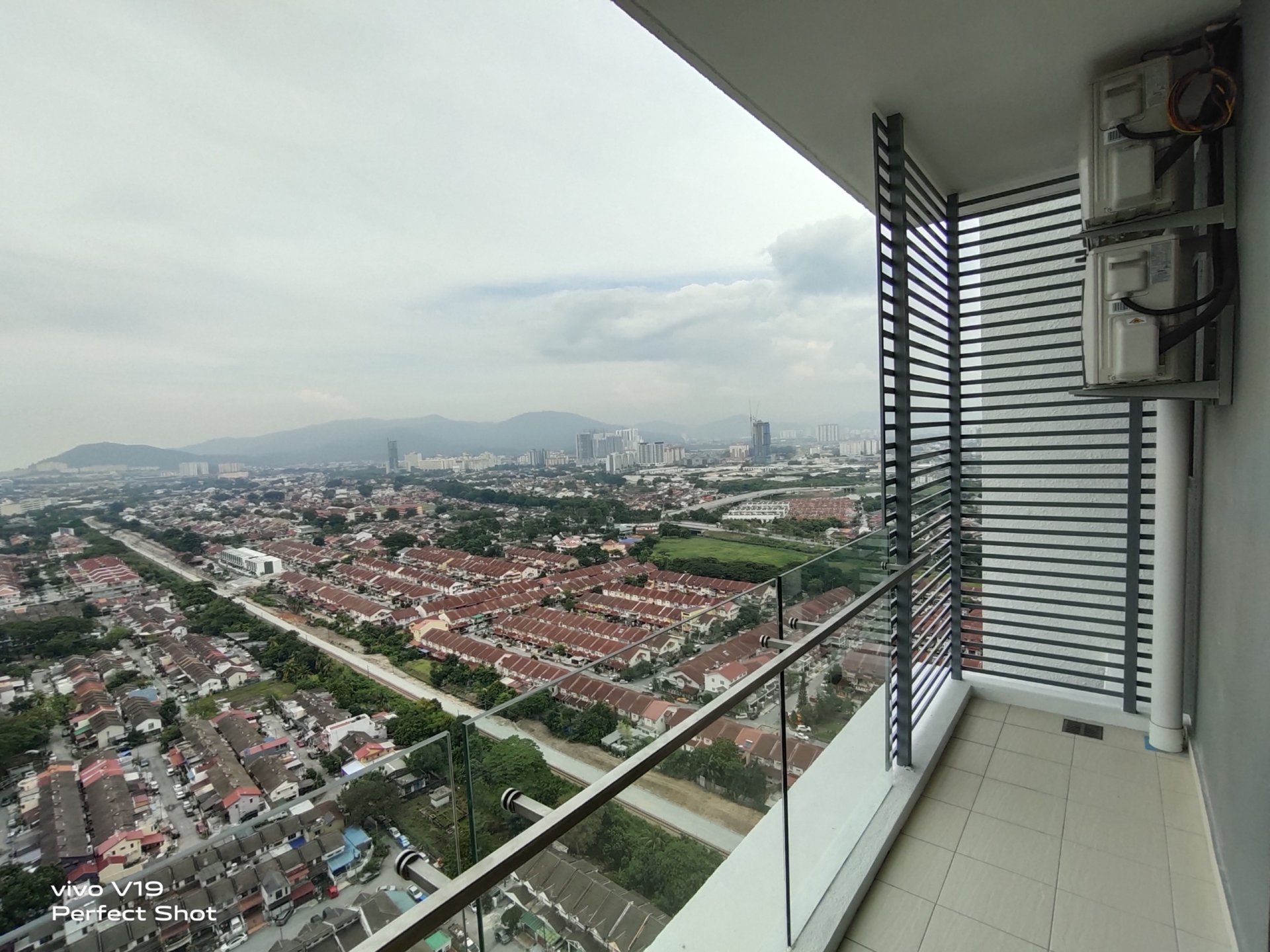 United Point Residence - Tower A | Condominium - photo 5