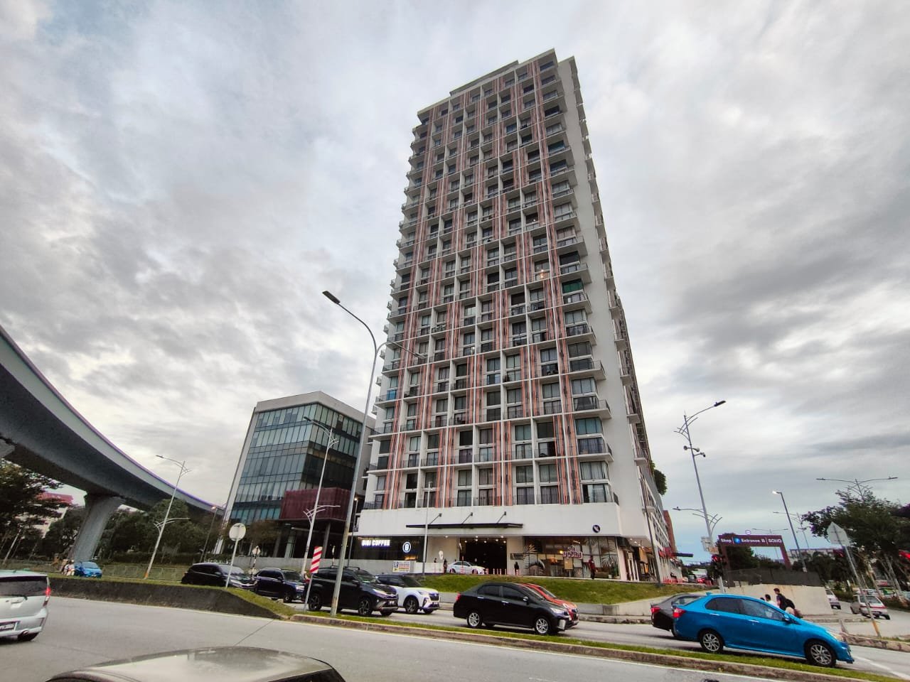 Emporis Kota Damansara - photo 6