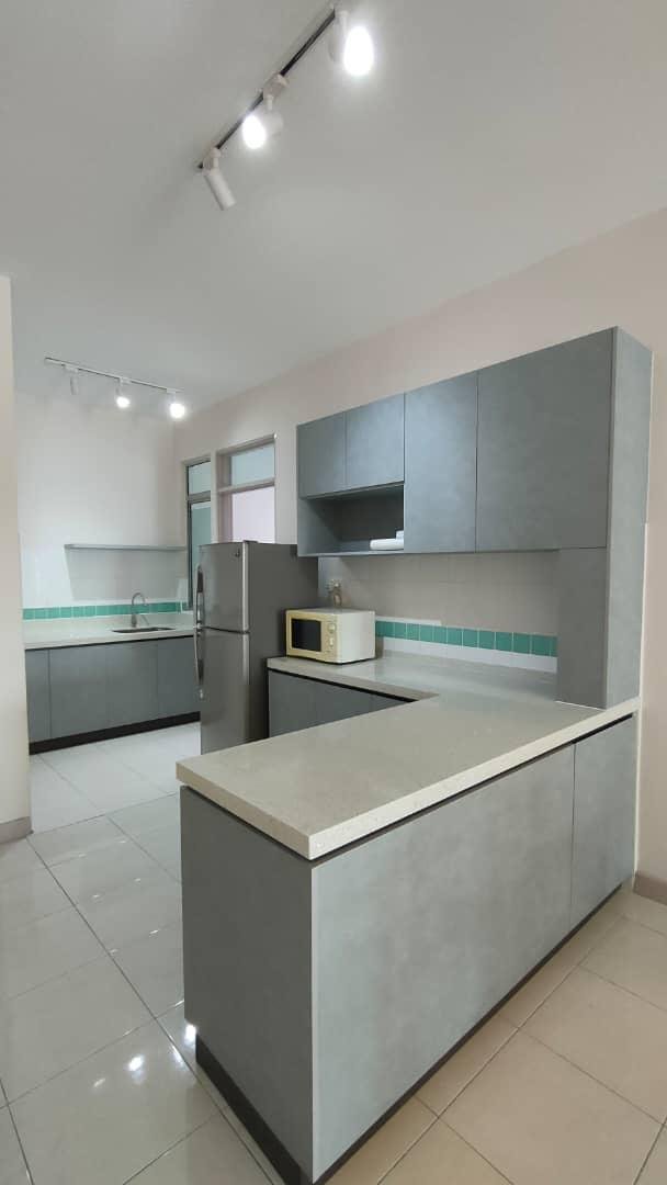 Metropolitan Square - photo 3