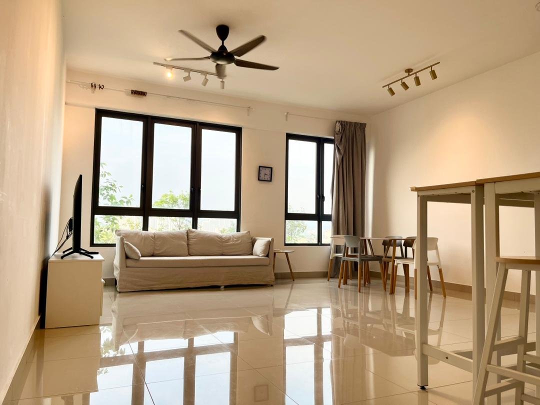 East Parc @ Menjalara
