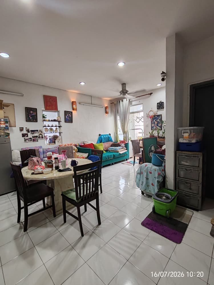 D' Aman Crimson Condominium - photo 2