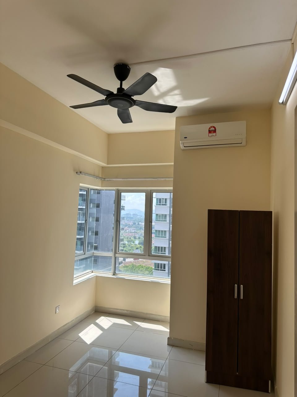 Savanna Executive Suites - photo 2