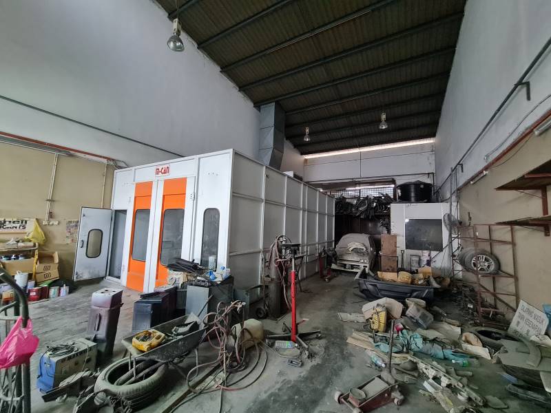 Rawang Factory with Car Paint Box for Rent at Selangor Rawang