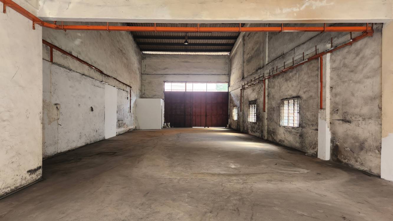 Rawang Factory with Car Paint Box for Rent at Selangor Rawang