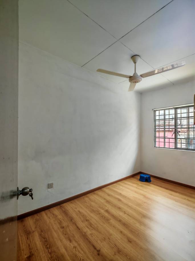Batu Caves Taman Bolton 2 storey link house - photo 4