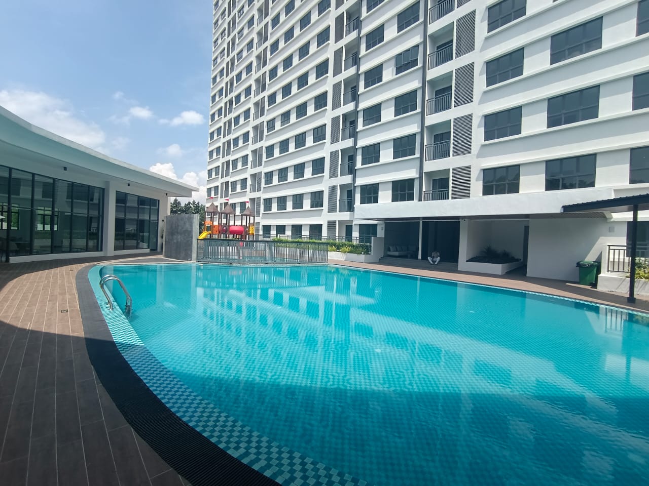 Armani Residence ...