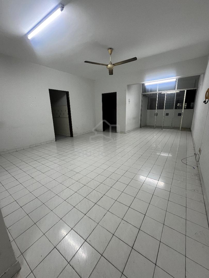 Ixora Apartment, , Jalan Tun Razak, near LRT - photo 2