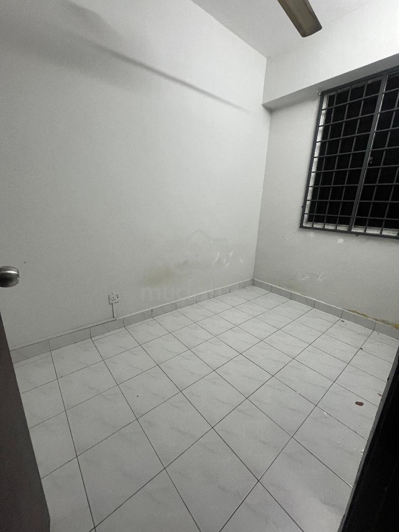 Ixora Apartment, , Jalan Tun Razak, near LRT - photo 4